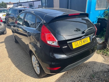 Used Ford Fiesta 2013 for sale - 79395985: Photo