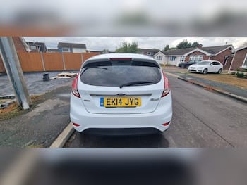 Used Ford Fiesta 2014 for sale - 79676927: Photo