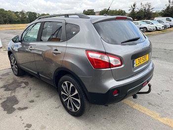 Used Nissan Qashqai 2013 for sale - 79577360: Photo