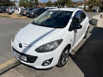 Used Mazda Mazda2 2014 for sale - 79609430: Photo