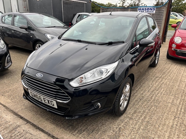 Used Ford Fiesta 2017 for sale - 76000933: Photo 3