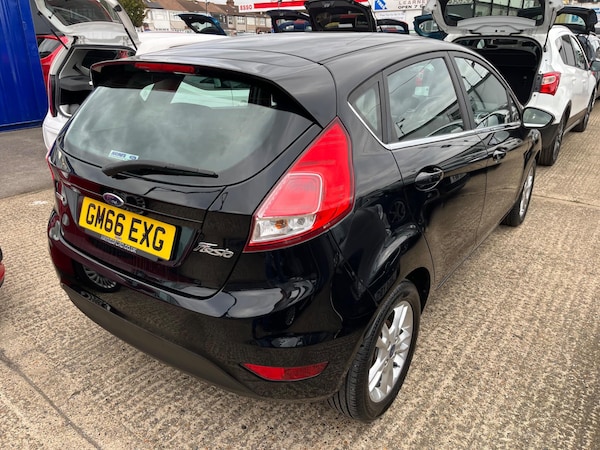 Used Ford Fiesta 2017 for sale - 76000933: Photo 6