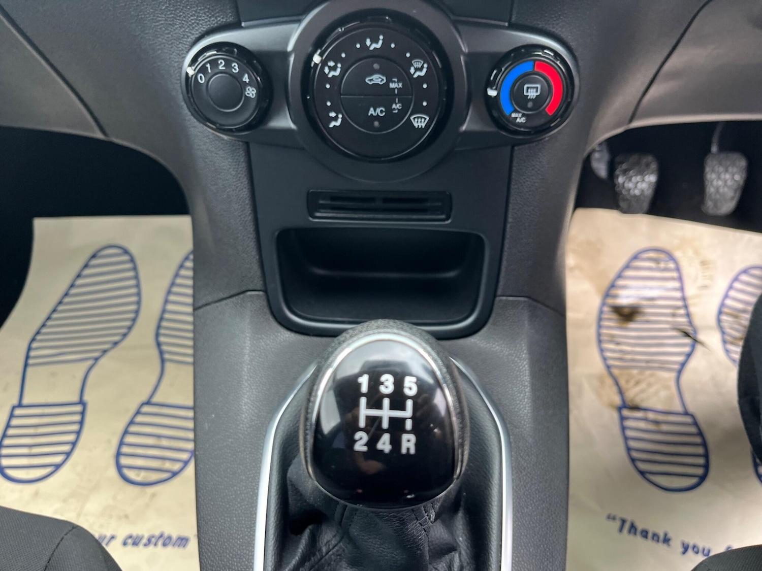 Used Ford Fiesta 2015 for sale - 74201233: Photo 15