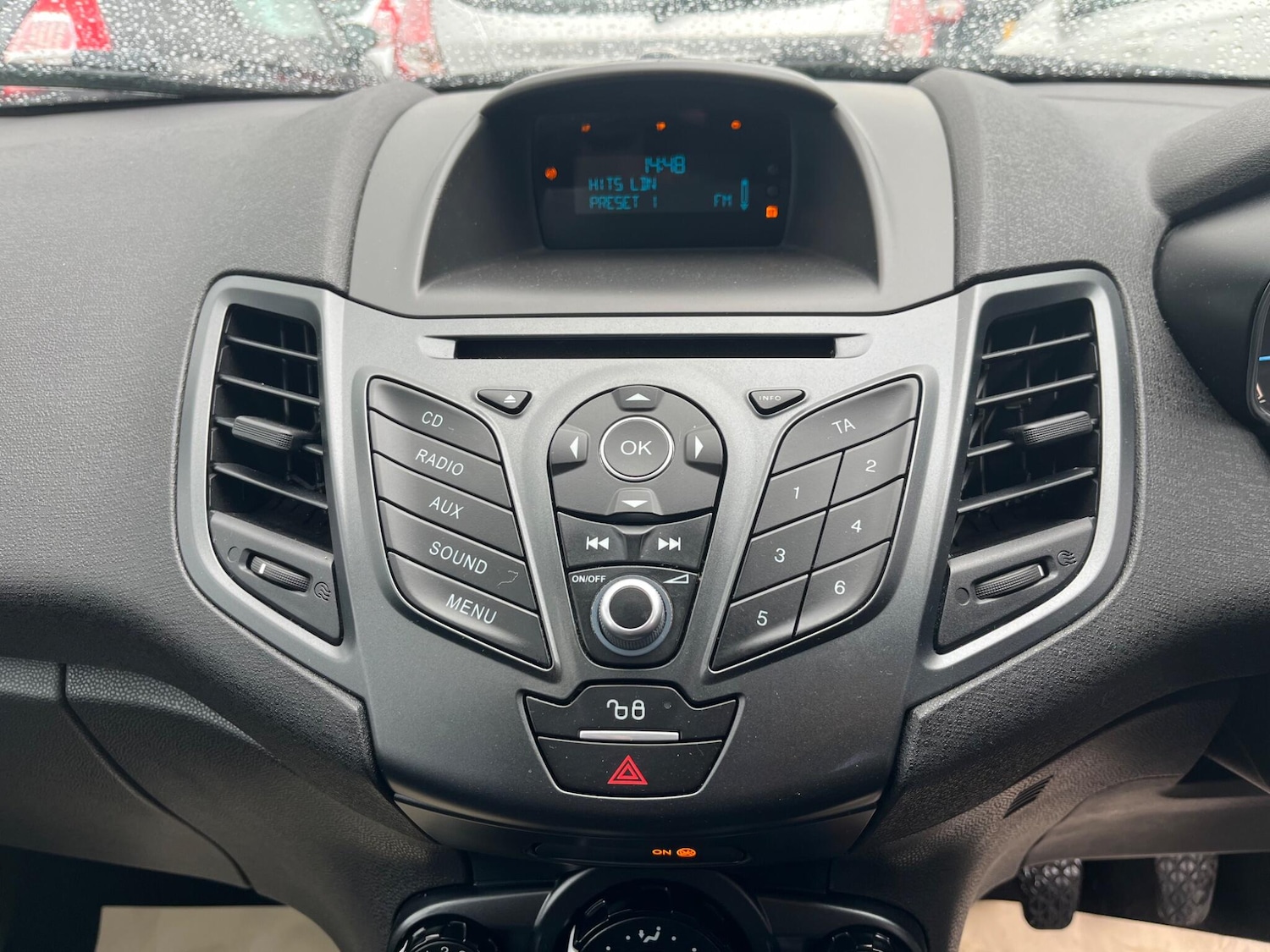 Used Ford Fiesta 2015 for sale - 74201233: Photo 16