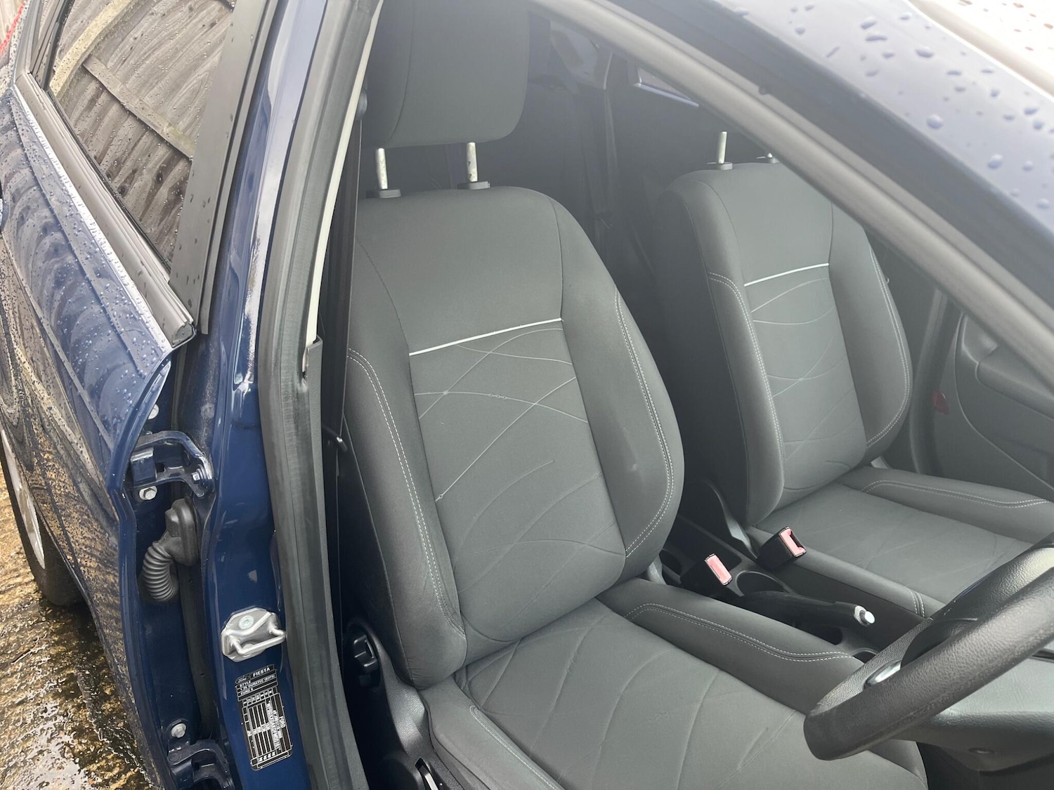 Used Ford Fiesta 2015 for sale - 74201233: Photo 9