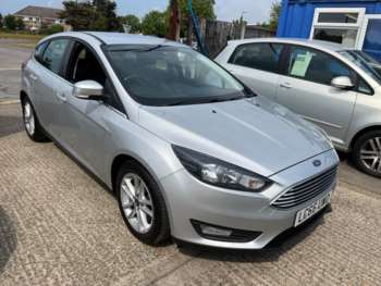 2016 (66) - 1.0T EcoBoost Zetec Euro 6 (s/s) 5dr