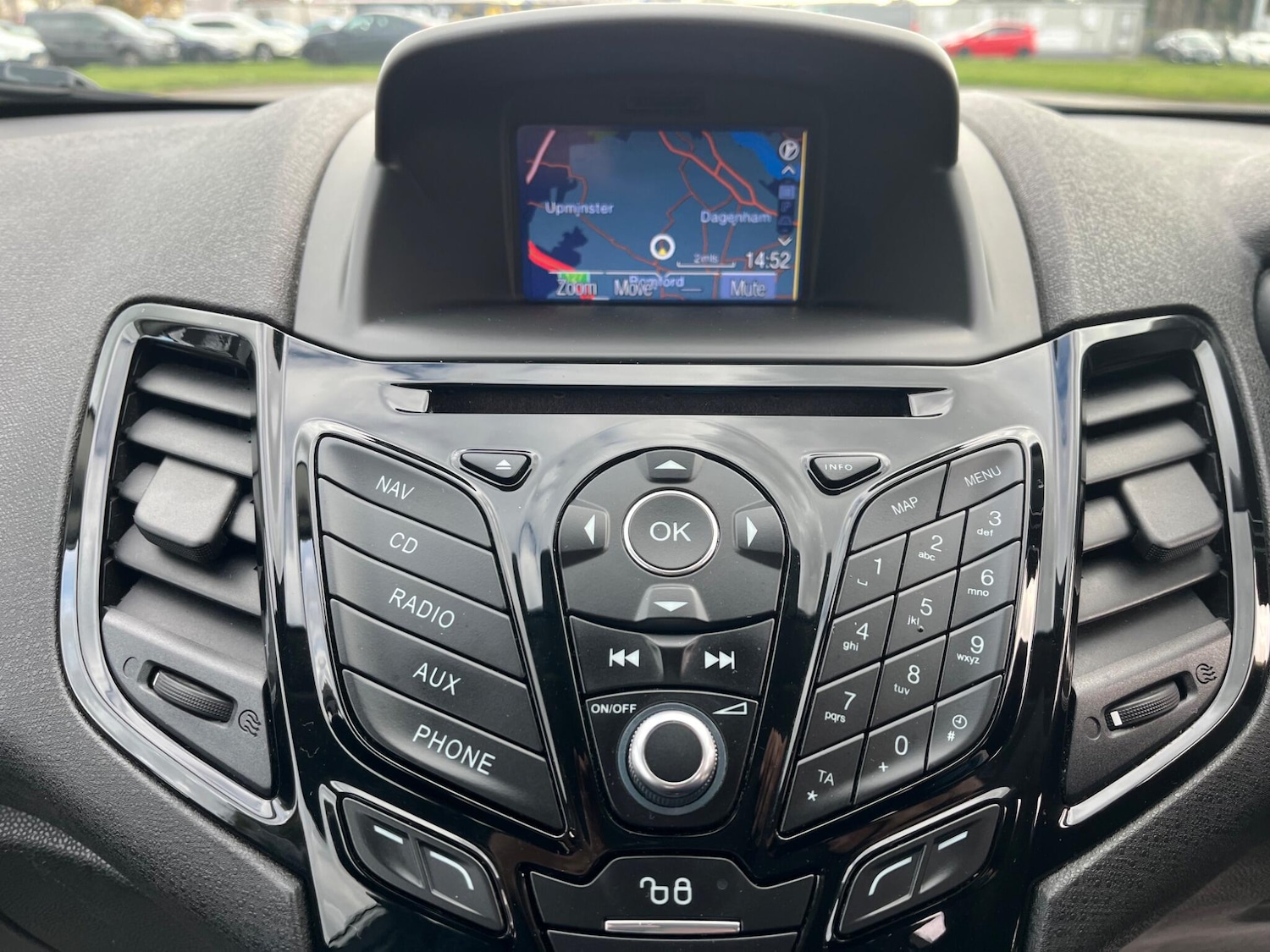 Used Ford Fiesta 2017 for sale - 76759649: Photo 17