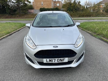 Used Ford Fiesta 2017 for sale - 76759649: Photo