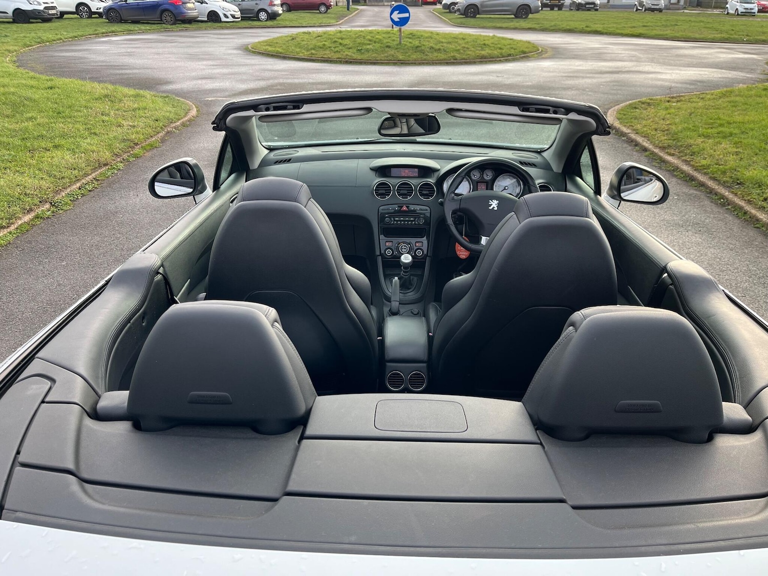 Used Peugeot 308 2010 for sale - 77131079: Photo 13