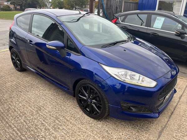 Used Ford Fiesta 2016 for sale - 76179733: Photo 1