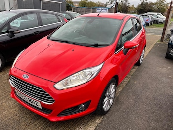 Used Ford Fiesta 2015 for sale - 76326385: Photo