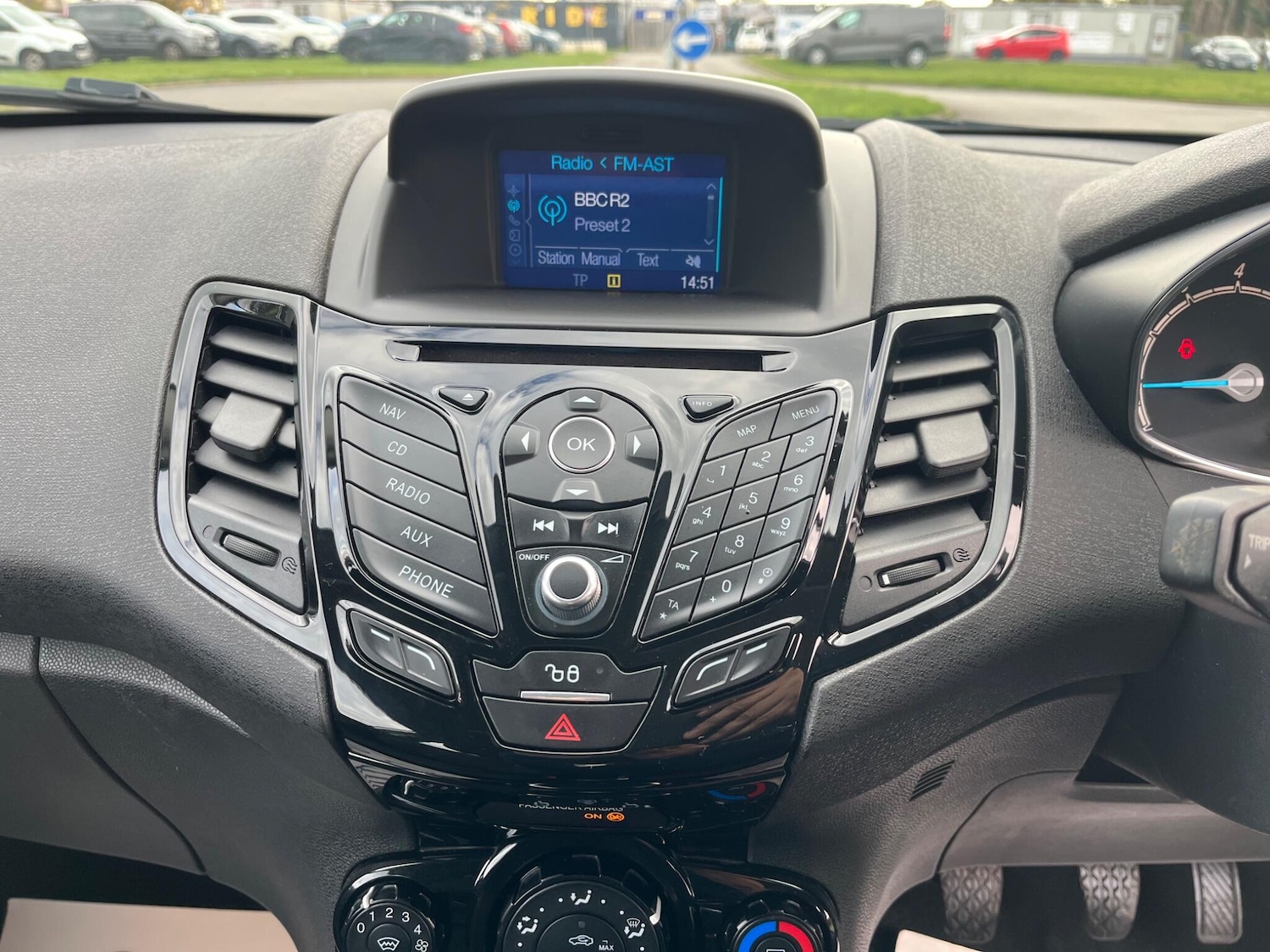 Used Ford Fiesta 2017 for sale - 77400817: Photo 16