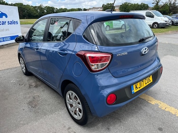 Used Hyundai i10 2017 for sale - 78843174: Photo