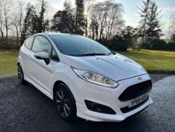 Used Ford Fiesta 2016 for sale - 73910014: Photo