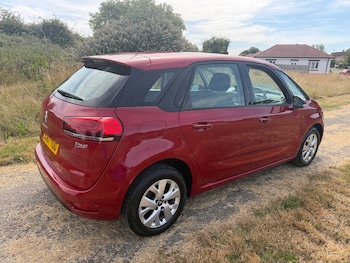 Used Citroen C4 Picasso 2017 for sale - 79125140: Photo