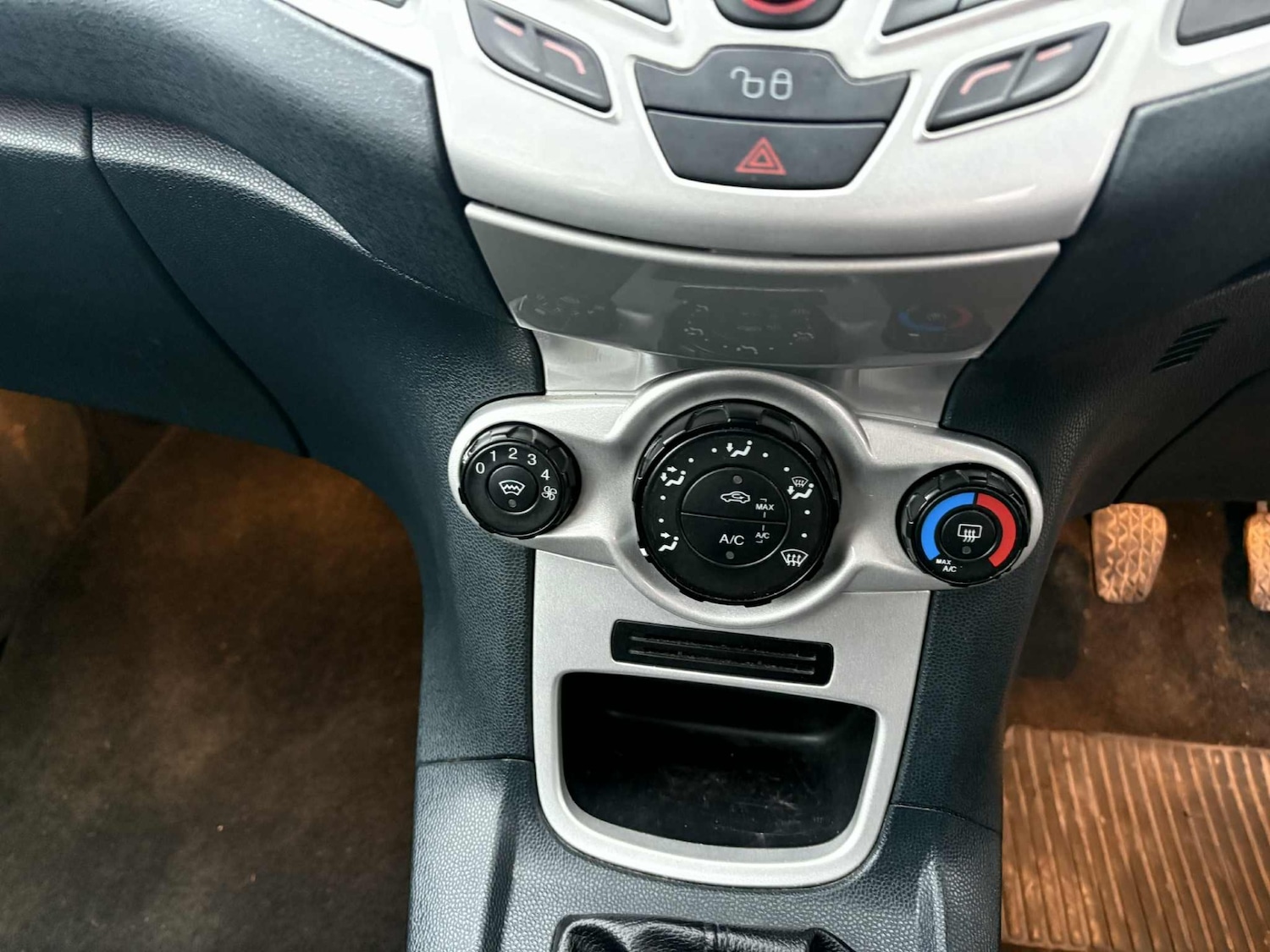 Used Ford Fiesta 2012 for sale - 77368006: Photo 15