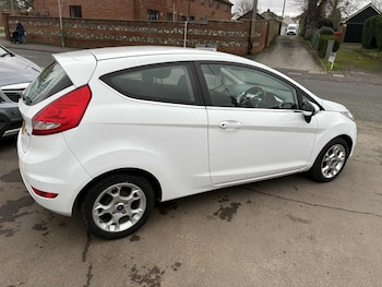 Used Ford Fiesta 2012 for sale - 77368006: Photo