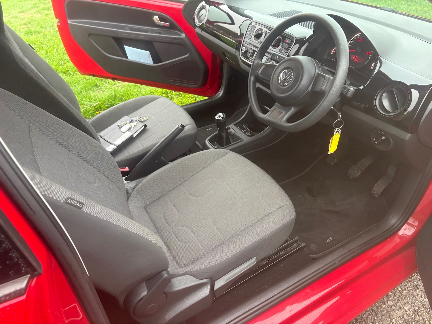 Used Volkswagen up! 2015 for sale - 76148530: Photo 13