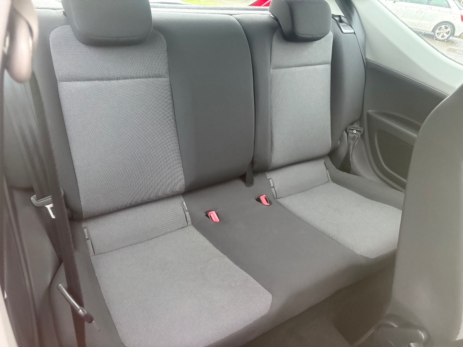 Used Volkswagen up! 2015 for sale - 76148530: Photo 14