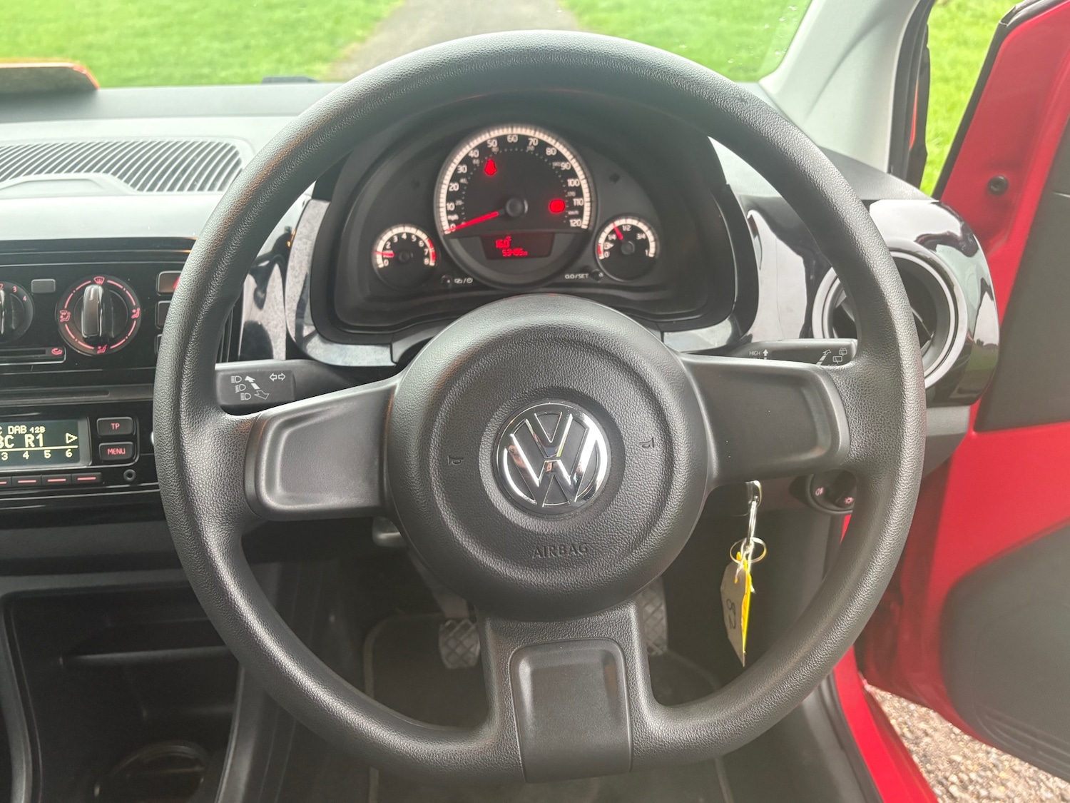 Used Volkswagen up! 2015 for sale - 76148530: Photo 20