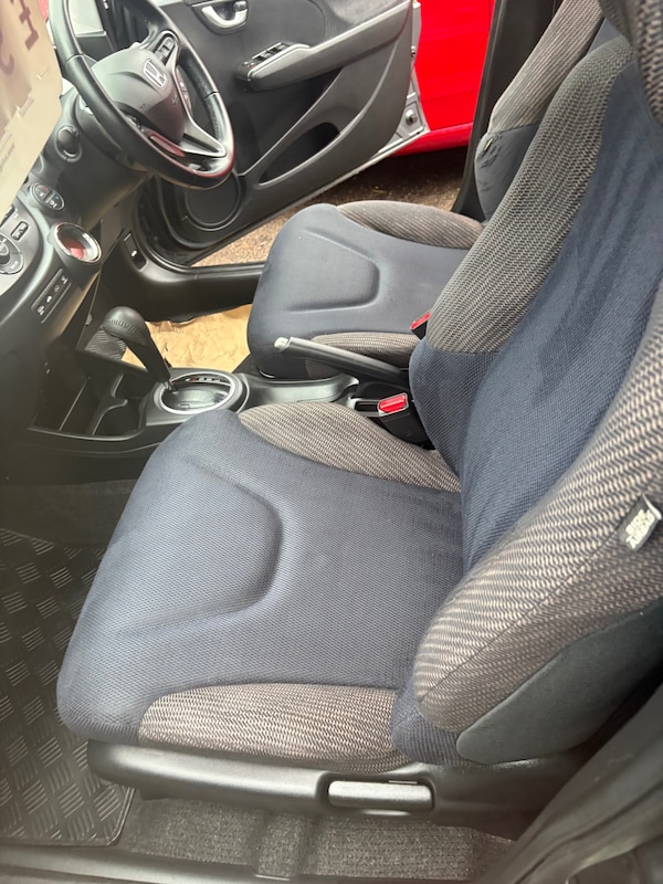 Used Honda Jazz 2015 for sale - 75779607: Photo 16
