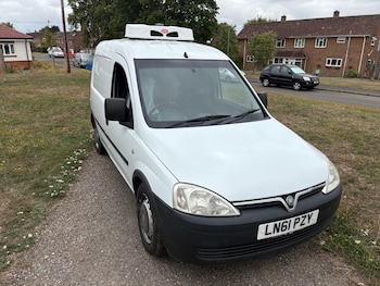 Vauxhall - Combo