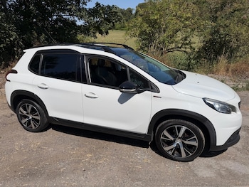 Used Peugeot 2008 2016 for sale - 79360388: Photo