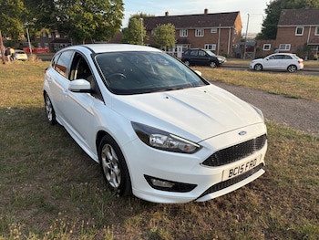Used Ford Focus 2015 for sale - 75640944: Photo