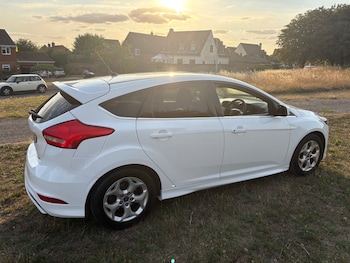Used Ford Focus 2015 for sale - 75640944: Photo