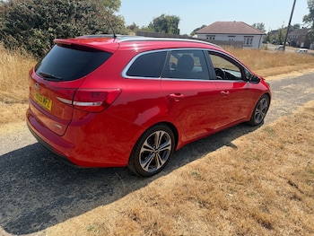 Used Kia Ceed 2015 for sale - 79357365: Photo