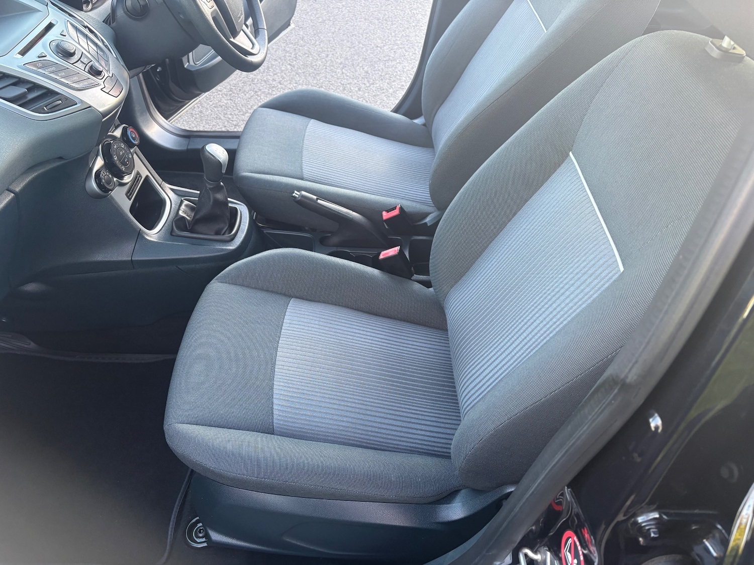 Used Ford Fiesta 2011 for sale - 78084648: Photo 16