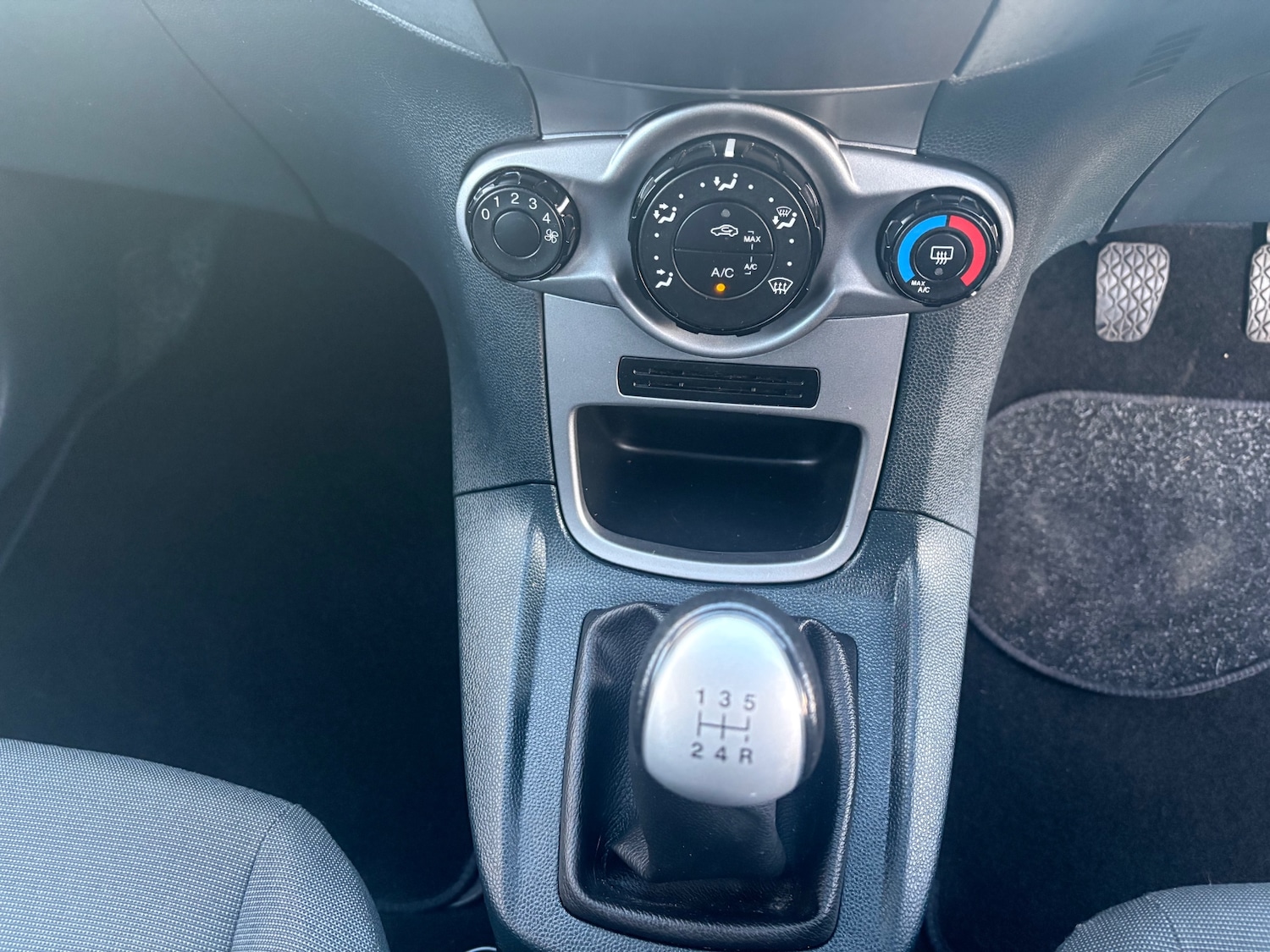 Used Ford Fiesta 2011 for sale - 78084648: Photo 21