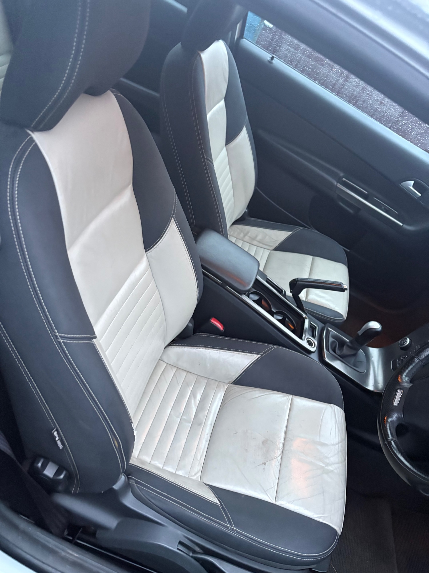 Used Volvo C30 2010 for sale - 76924136: Photo 10