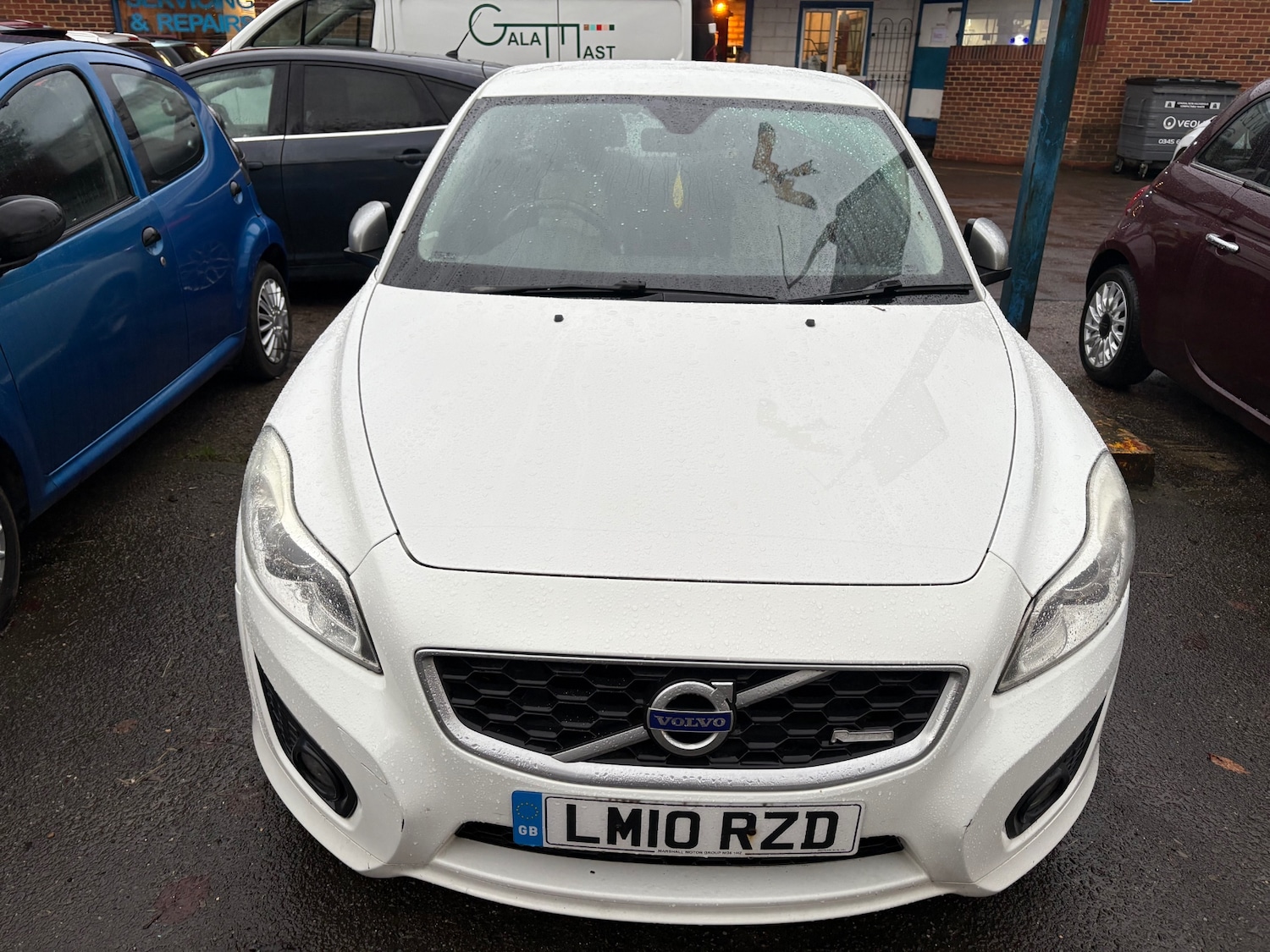 Used Volvo C30 2010 for sale - 76924136: Photo 2