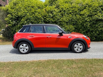 Used MINI Hatch 2020 for sale - 75119399: Photo