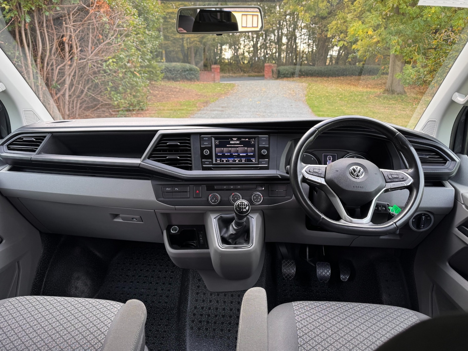 Used Volkswagen Transporter Shuttle 2020 for sale - 76262944: Photo 10