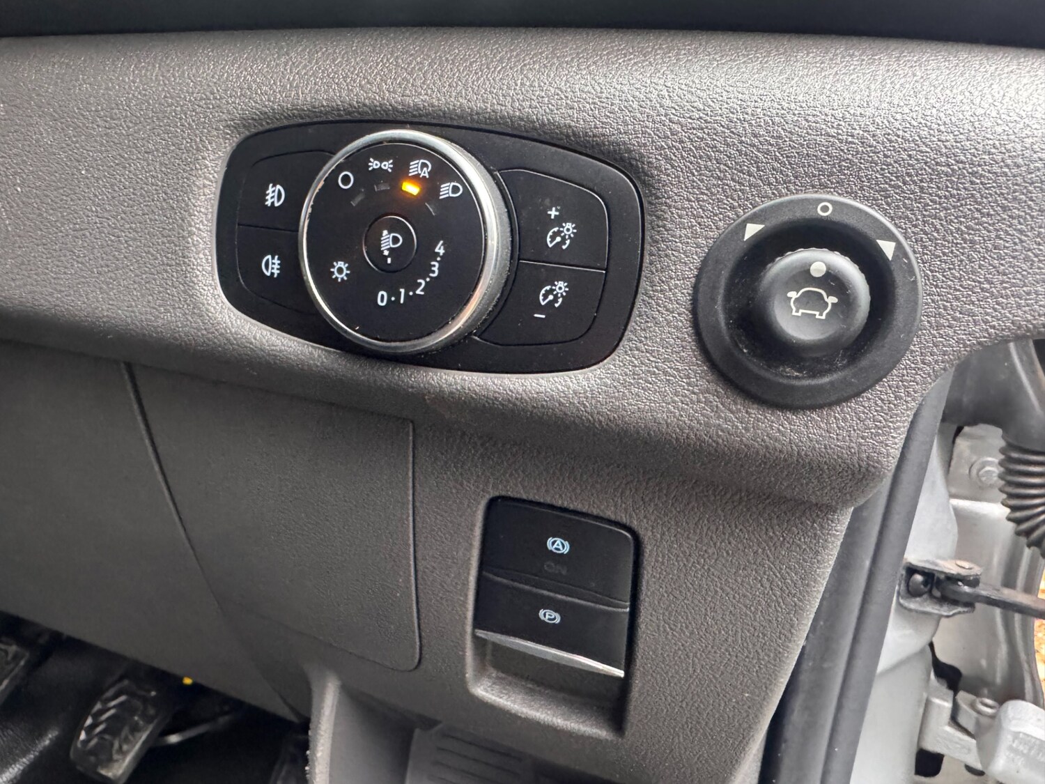 Used Ford Transit 2024 for sale - 77789130: Photo 17