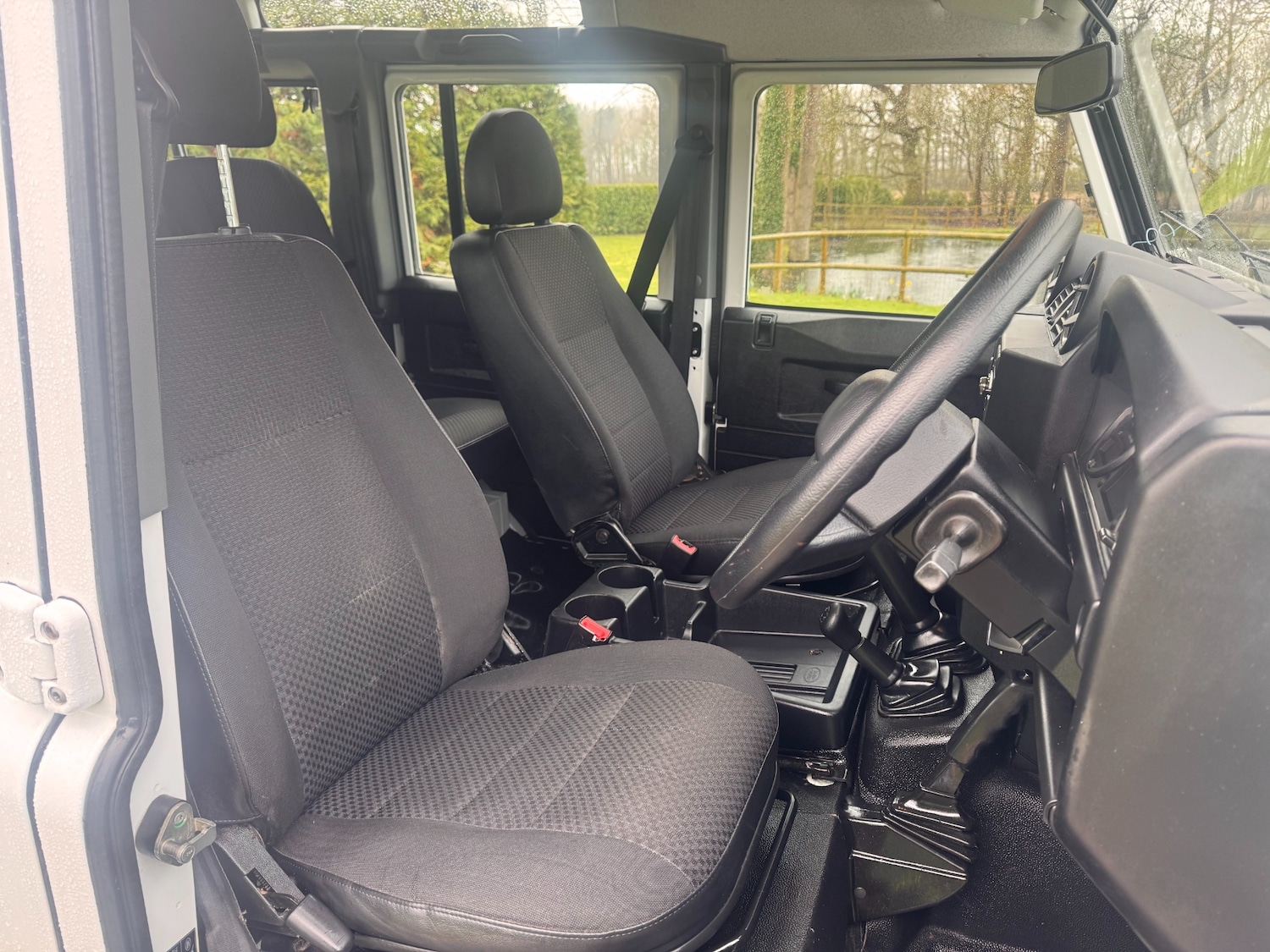 Used Land Rover Defender 2014 for sale - 77544961: Photo 10