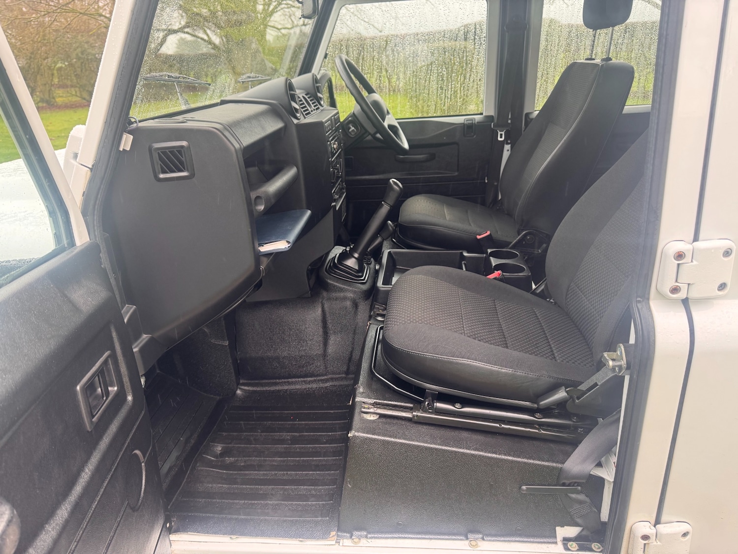 Used Land Rover Defender 2014 for sale - 77544961: Photo 14