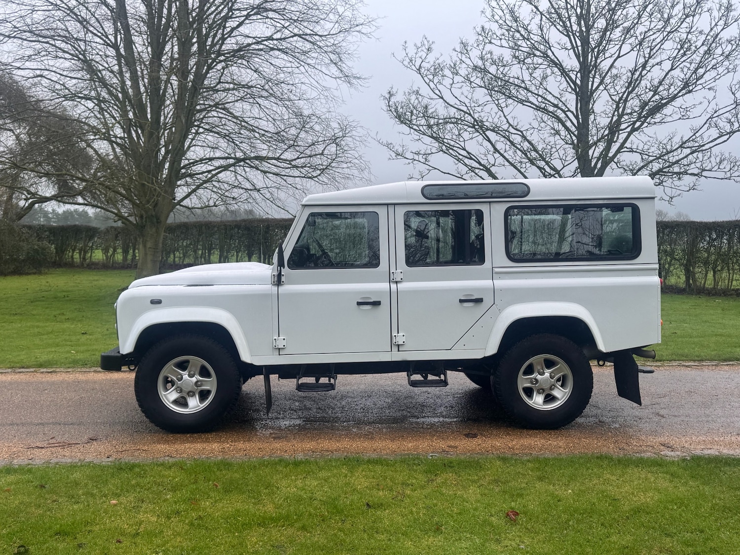 Used Land Rover Defender 2014 for sale - 77544961: Photo 4