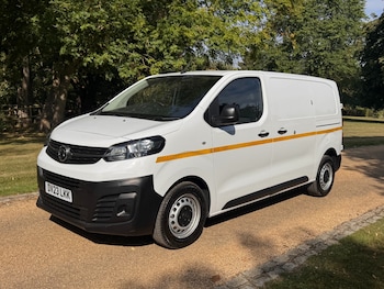 Used Vauxhall Vivaro 2023 for sale - 75680997: Photo
