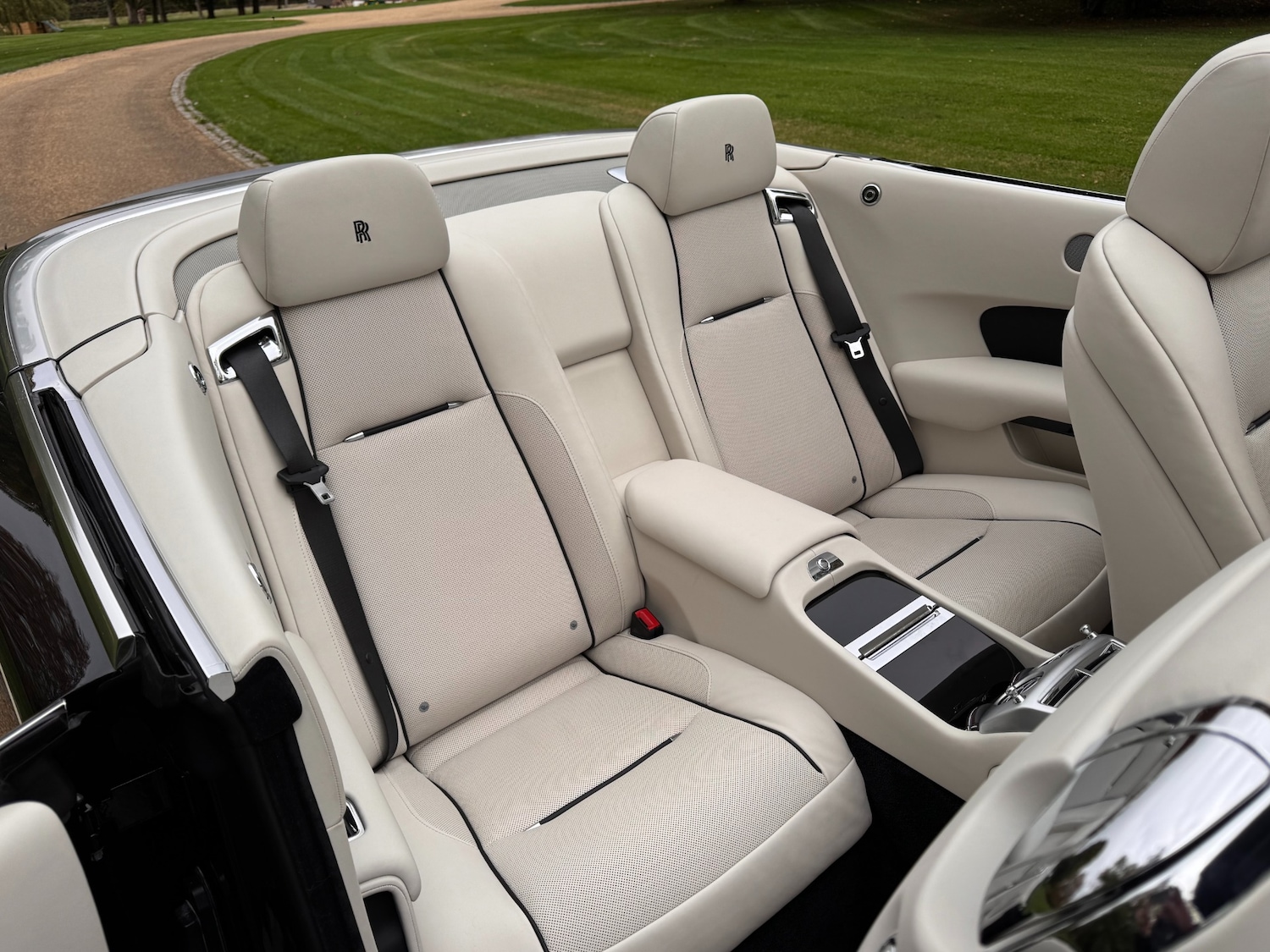 Used Rolls-Royce Silver Dawn 2019 for sale - 76309621: Photo 17