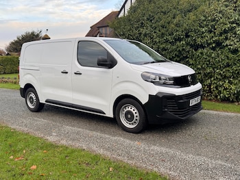 Vauxhall - Vivaro