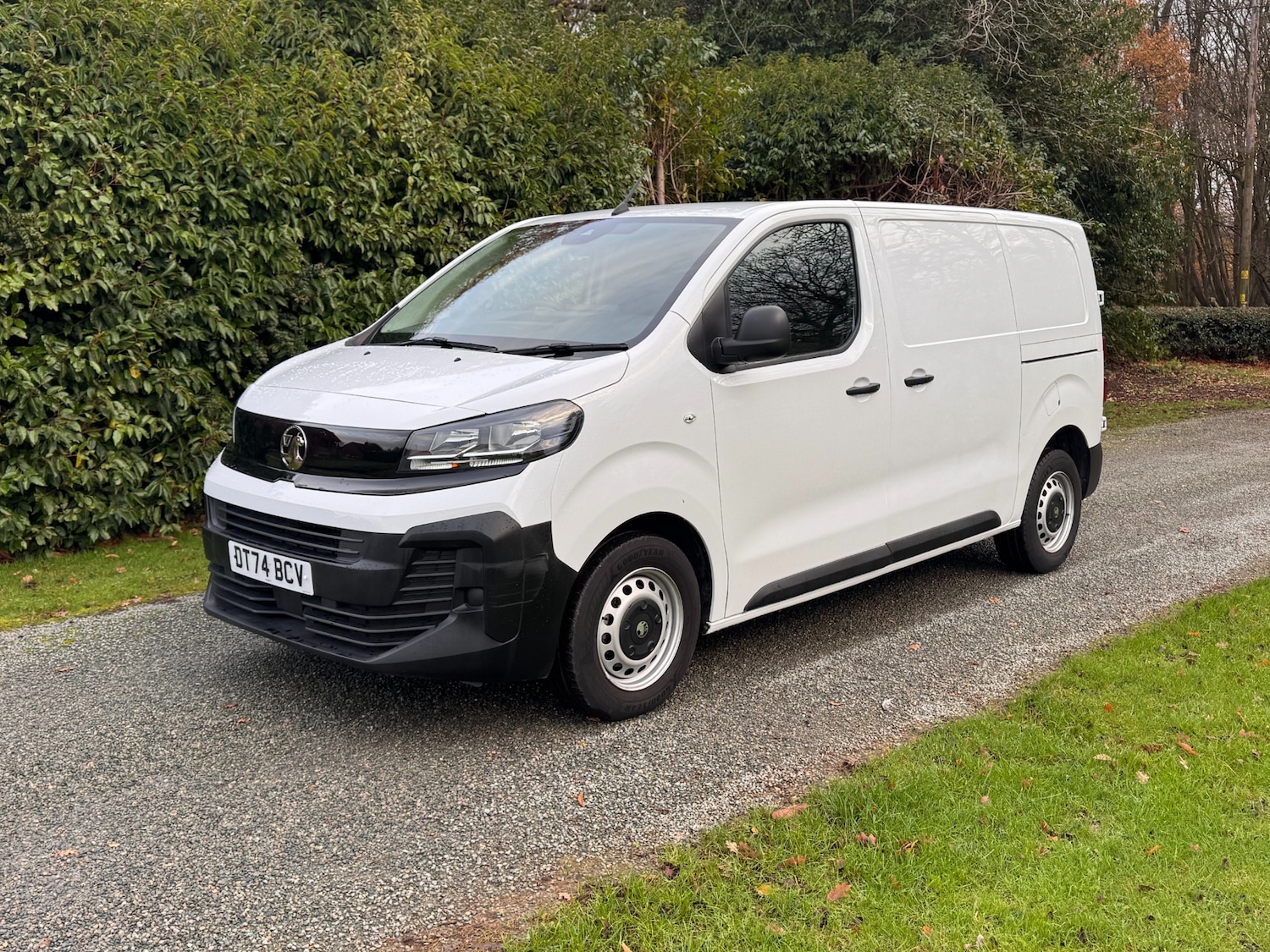 Used Vauxhall Vivaro 2024 for sale - 76882059: Photo 3
