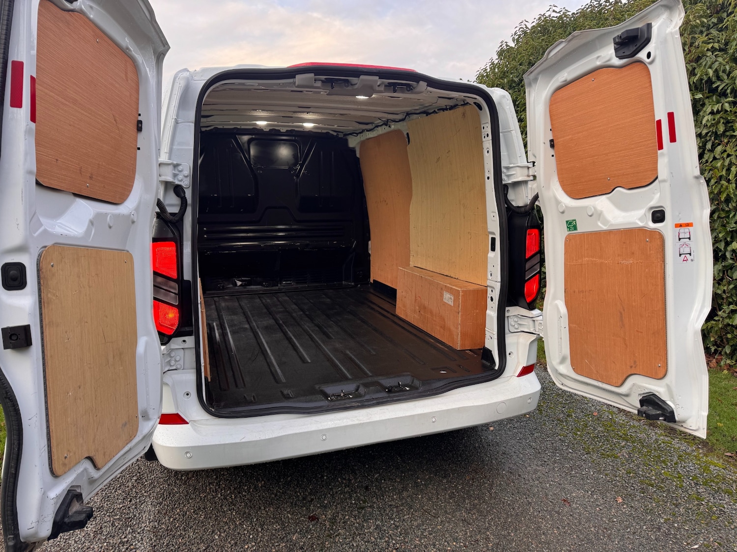 Used Ford Transit Custom 2024 for sale - 77432889: Photo 19