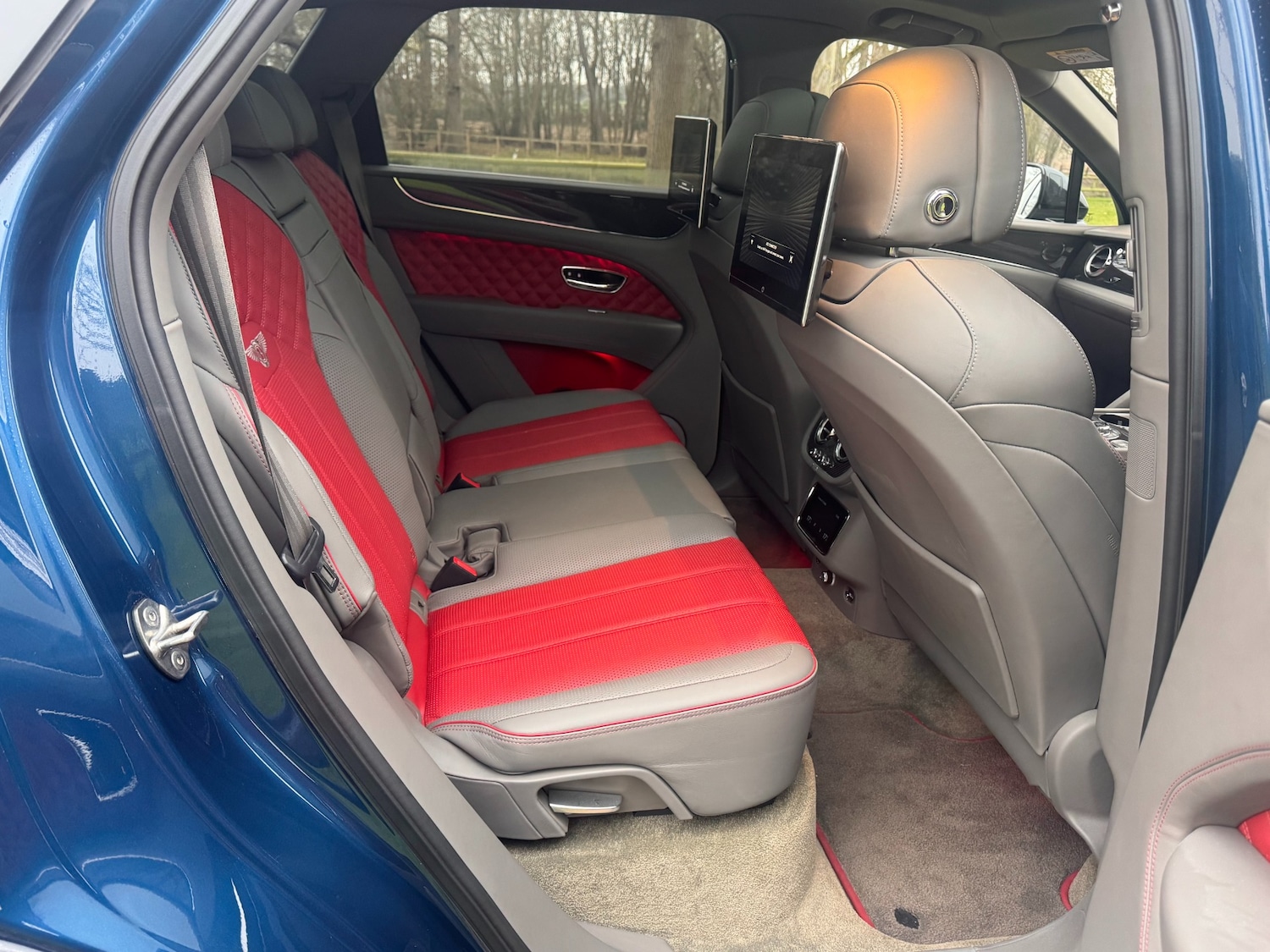 Used Bentley Bentayga 2022 for sale - 77323390: Photo 12