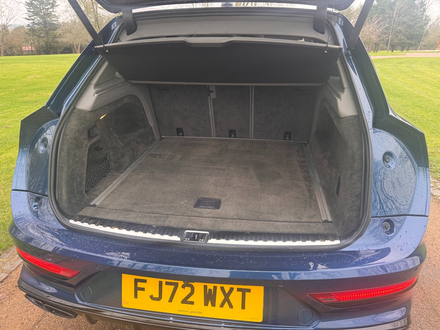 Used Bentley Bentayga 2022 for sale - 77323390: Photo 20