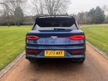 Used Bentley Bentayga 2022 for sale - 77323390: Photo