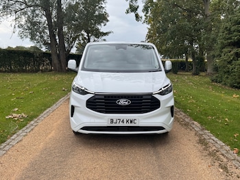 Used Ford Transit Custom 2024 for sale - 76170404: Photo