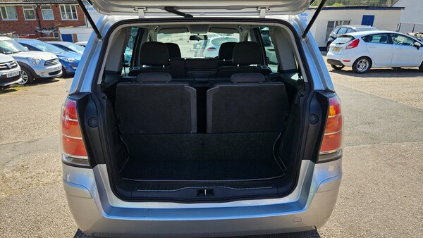 Used Vauxhall Zafira 2008 for sale - 74346037: Photo 4